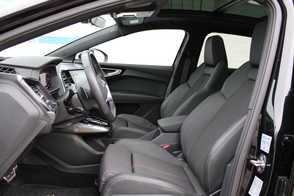 Audi Q4 e-tron 45 S-line 5d