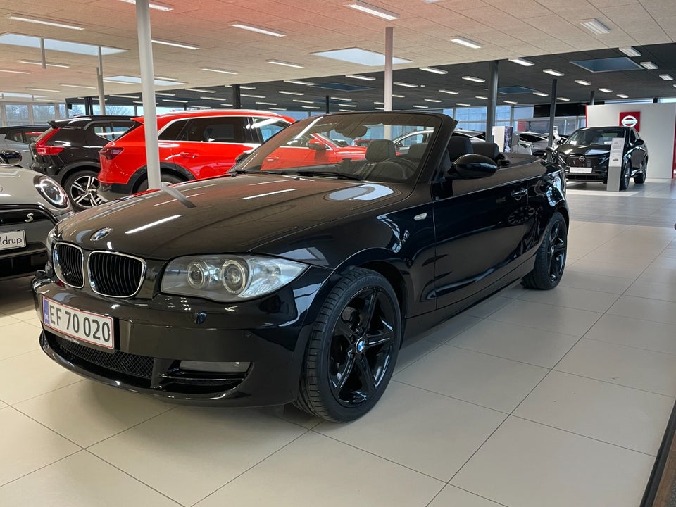 BMW 120i 2,0 Cabriolet aut. 2d