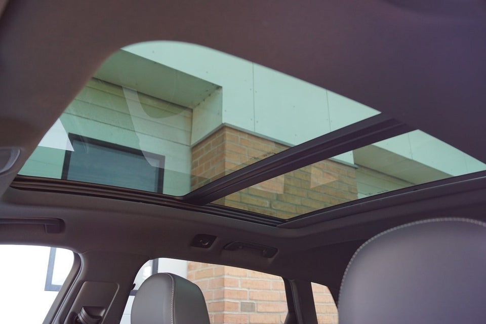 Audi Q8 e-tron 55 S-line quattro 5d