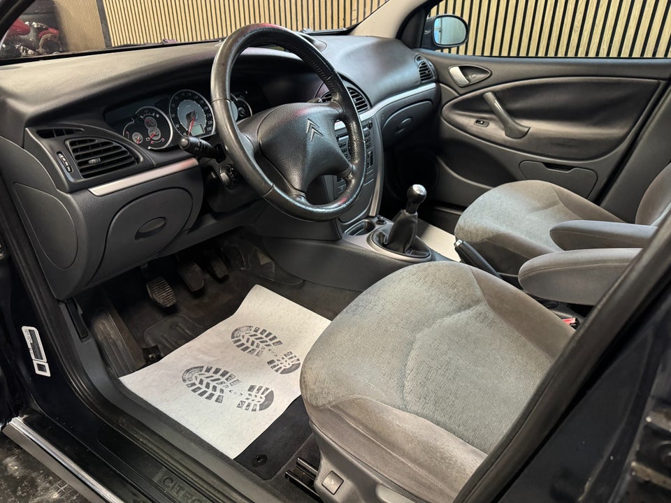 Citroën C5 1,8i 16V Elegance 5d