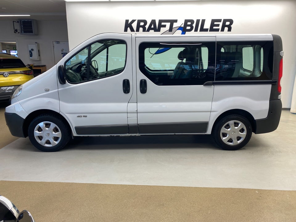 Renault Trafic T27 2,0 dCi 115 L1H1 Kombi 4d