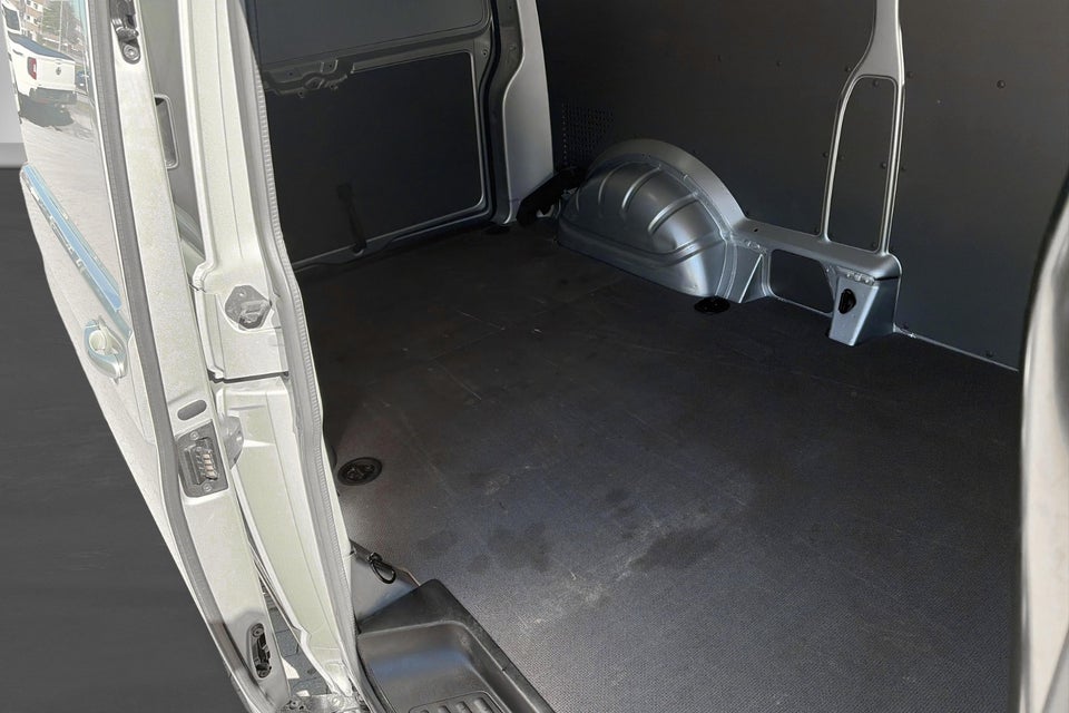 VW Transporter 2,0 TDi 150 Kassevogn DSG lang