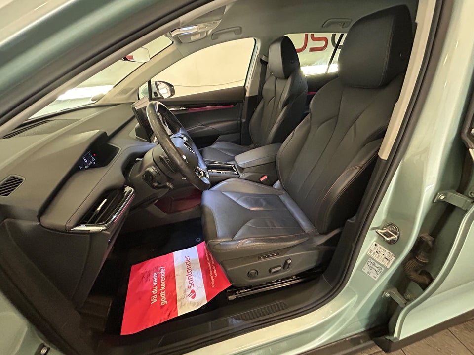 Skoda Enyaq 80 iV Suite 5d