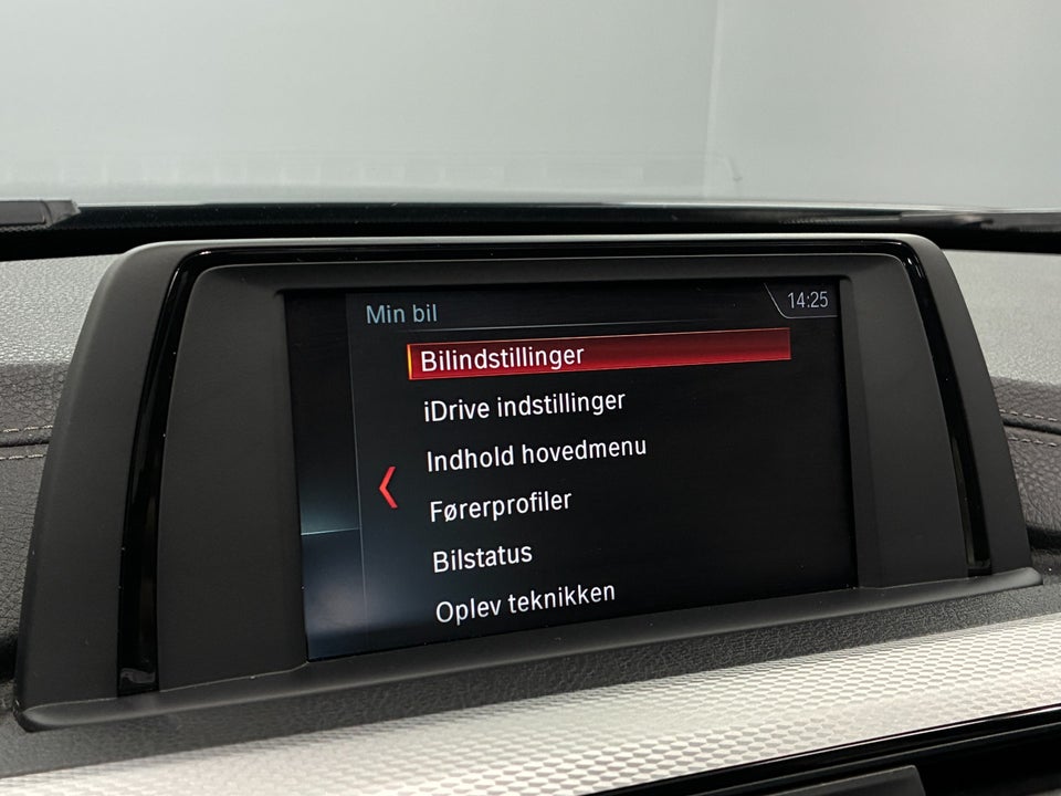 BMW 320d 2,0 Touring M-Sport aut. 5d
