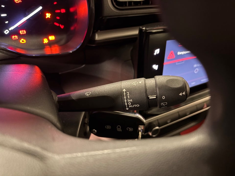 Citroën C3 1,2 PureTech 82 Shine 5d