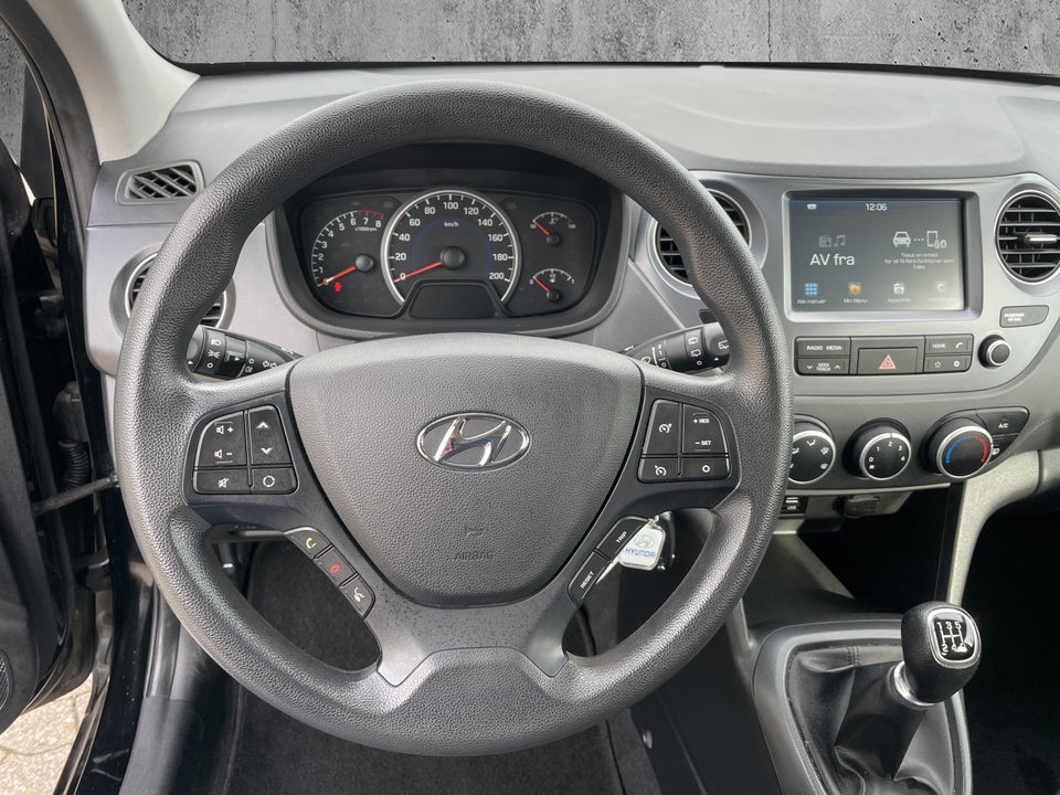 Hyundai i10 1,0 Touch 5d