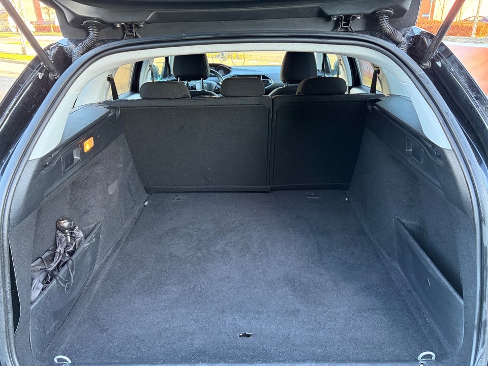 Peugeot 308 1,6 BlueHDi 120 Active SW 5d