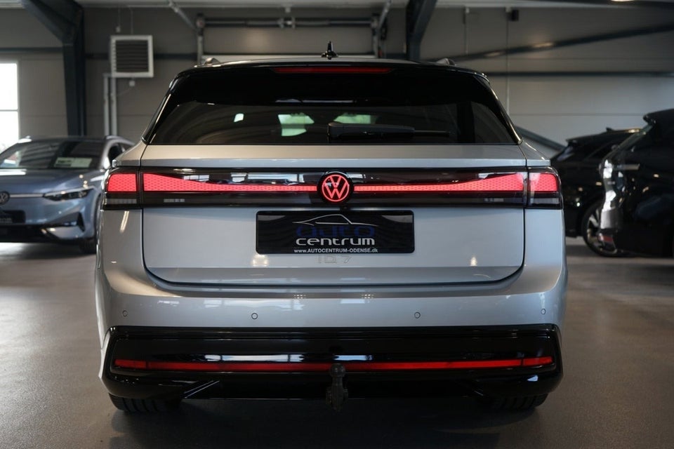 VW ID.7 86 Style S Tourer 5d