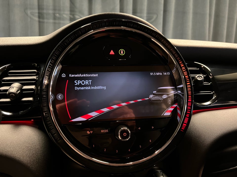 MINI Cooper SE Classic Trim 3d