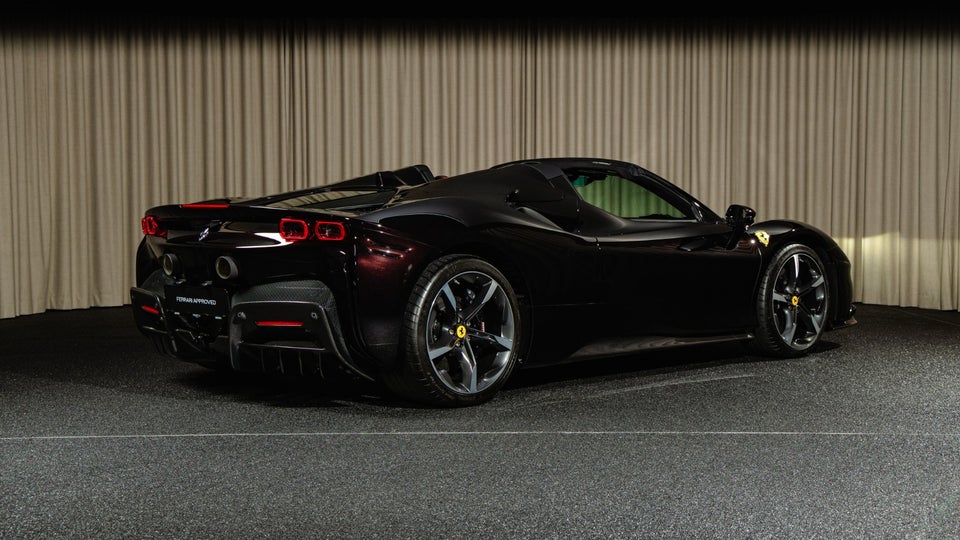 Ferrari SF90 Spider 4,0 DCT 2d