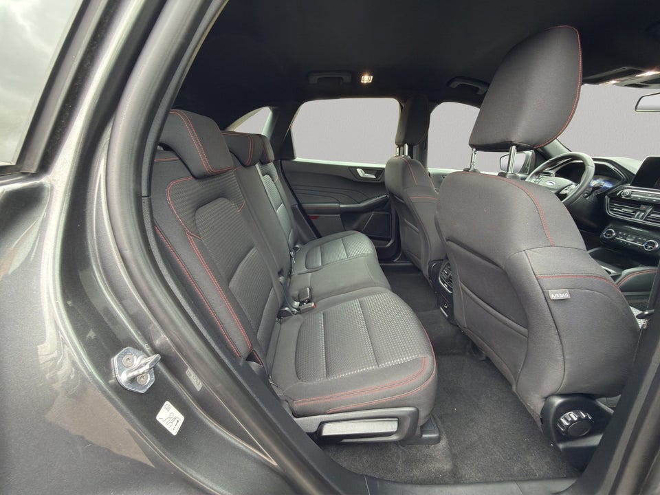 Ford Kuga 2,5 PHEV ST-Line X CVT 5d