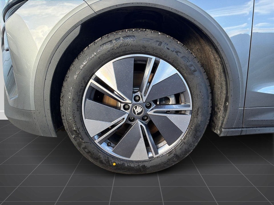 Skoda Elroq 85 iV Loft 5d