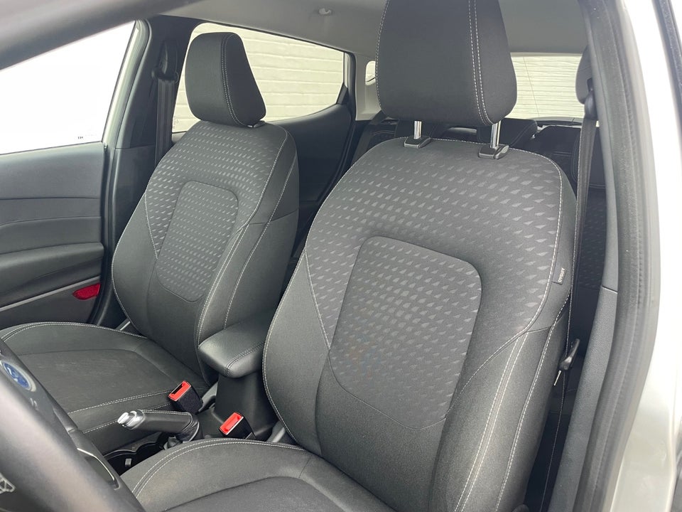 Ford Fiesta 1,0 EcoBoost Titanium 5d