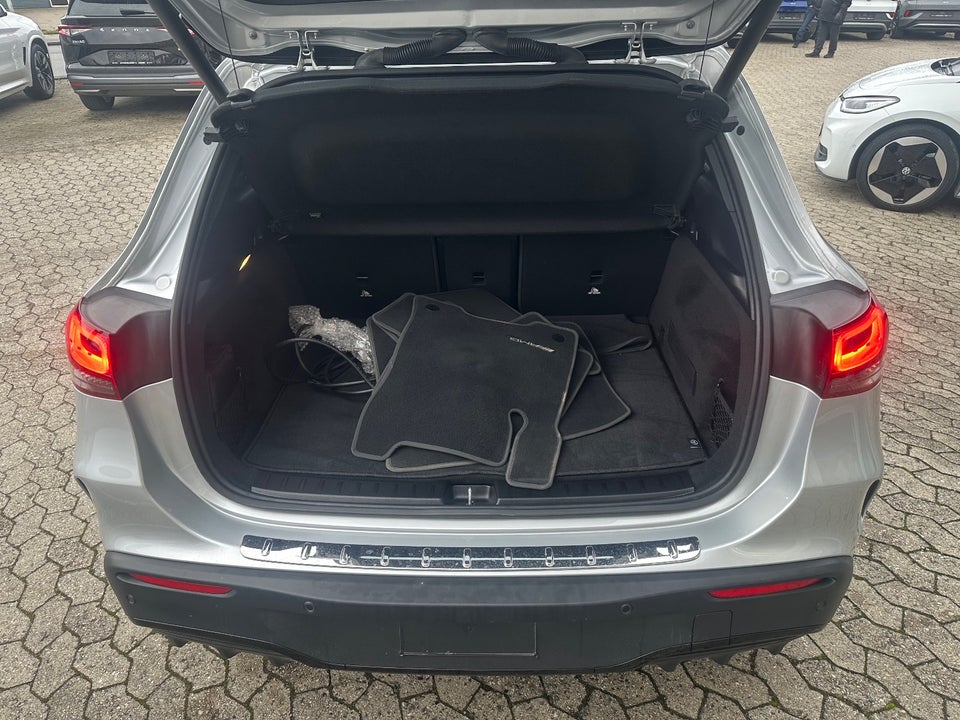 Mercedes EQA250+ AMG Line 5d