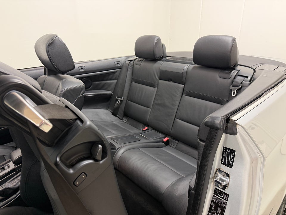 BMW 335i 3,0 Cabriolet aut. 2d