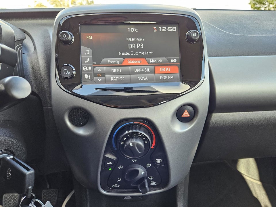 Toyota Aygo 1,0 VVT-i x-plore 5d