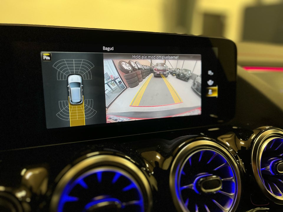 Mercedes EQA300 AMG Line 4Matic 5d