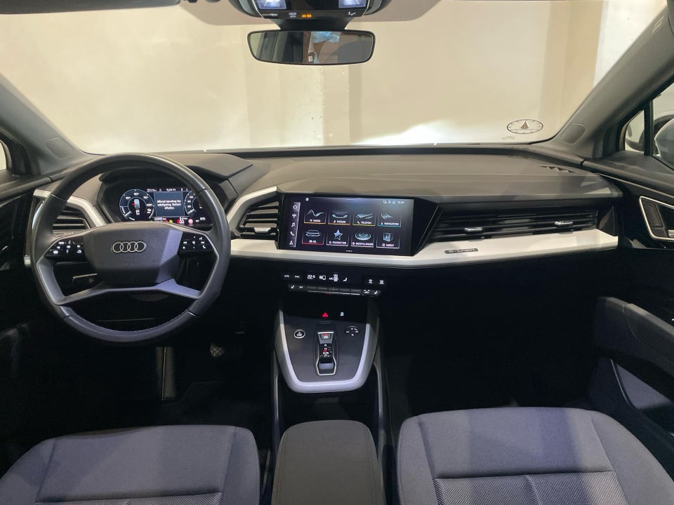 Audi Q4 e-tron 40  5d