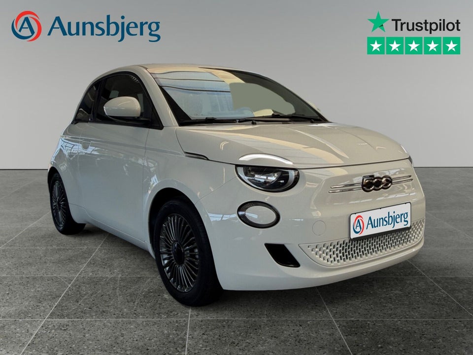 Fiat 500e 42 Icon 3d