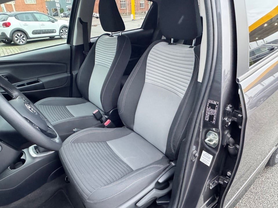 Toyota Yaris 1,5 VVT-iE T3 Smart 5d