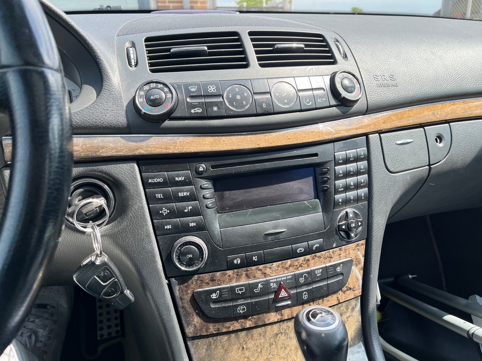 Mercedes E200 1,8 Kompressor Avantgarde stc. 5d