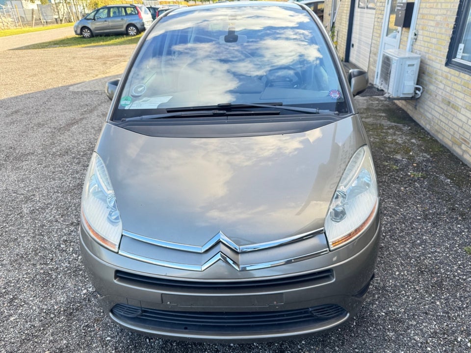 Citroën Grand C4 Picasso 2,0 HDi 138 Exclusive E6G 7prs 5d
