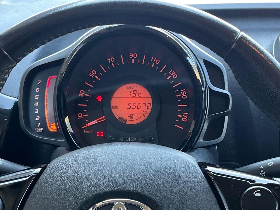 Toyota Aygo 1,0 VVT-i x-cellence 5d