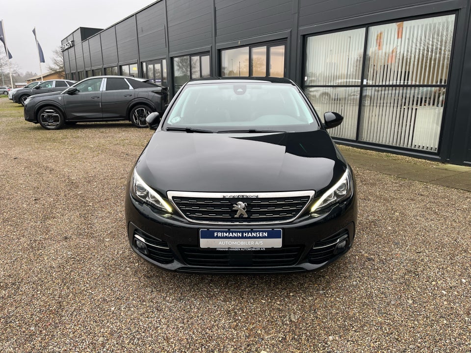 Peugeot 308 1,5 BlueHDi 130 Infinity 5d