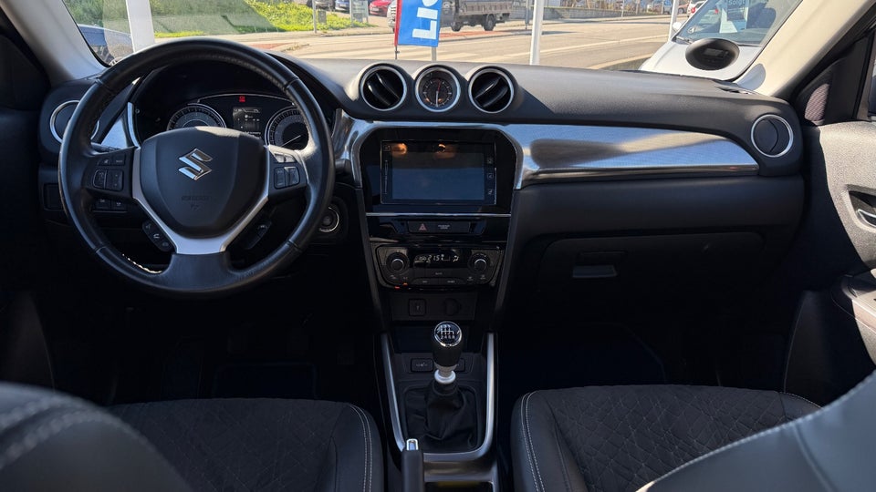 Suzuki Vitara 1,4 mHybrid Active 5d