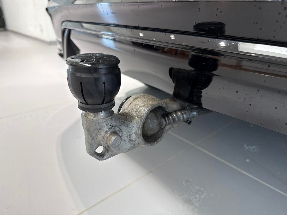 Volvo XC60 2,0 T6 ReCharge Ultimate Dark aut. AWD 5d