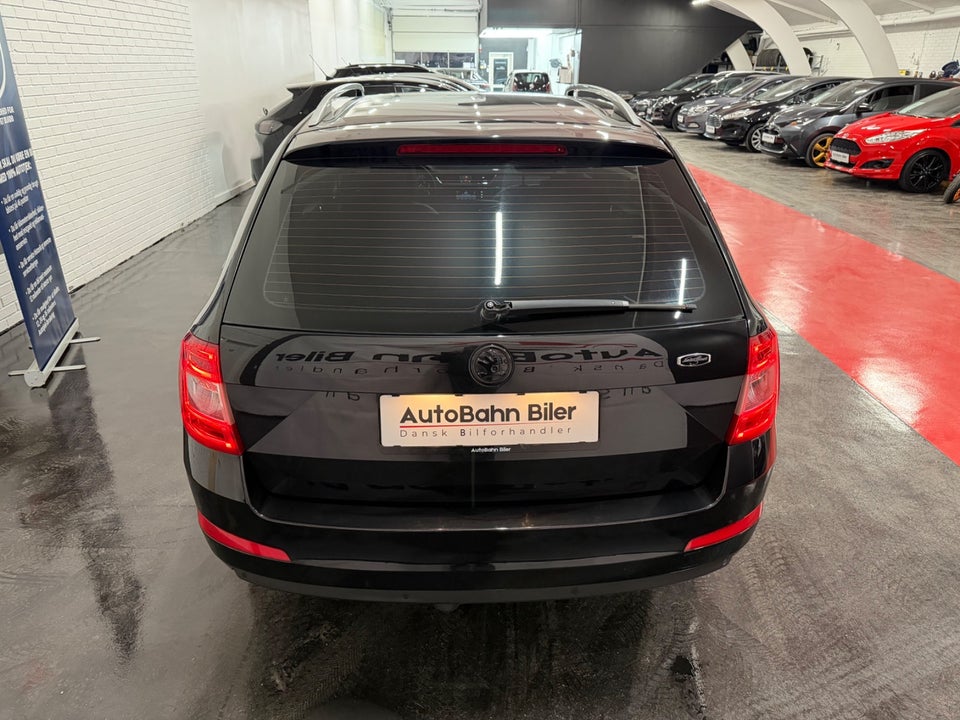 Skoda Octavia 2,0 TDi 150 Laurin & Klement Combi DSG 5d