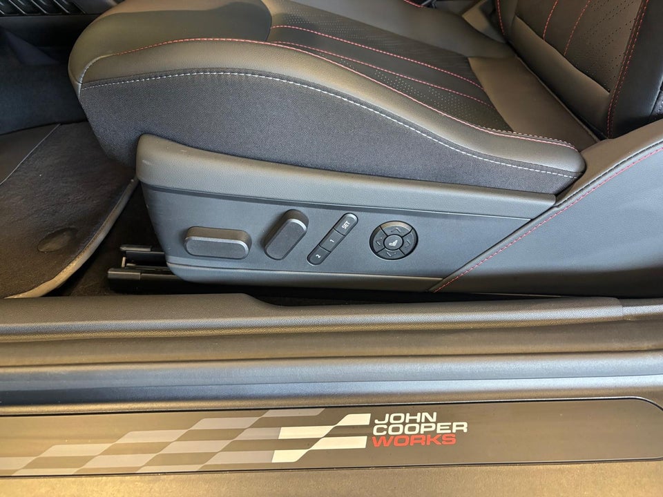 MINI Cooper SE JCW Trim XL 3d
