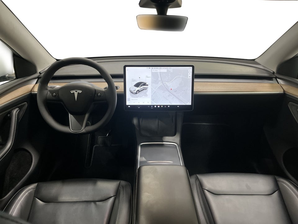 Tesla Model Y Long Range AWD 5d