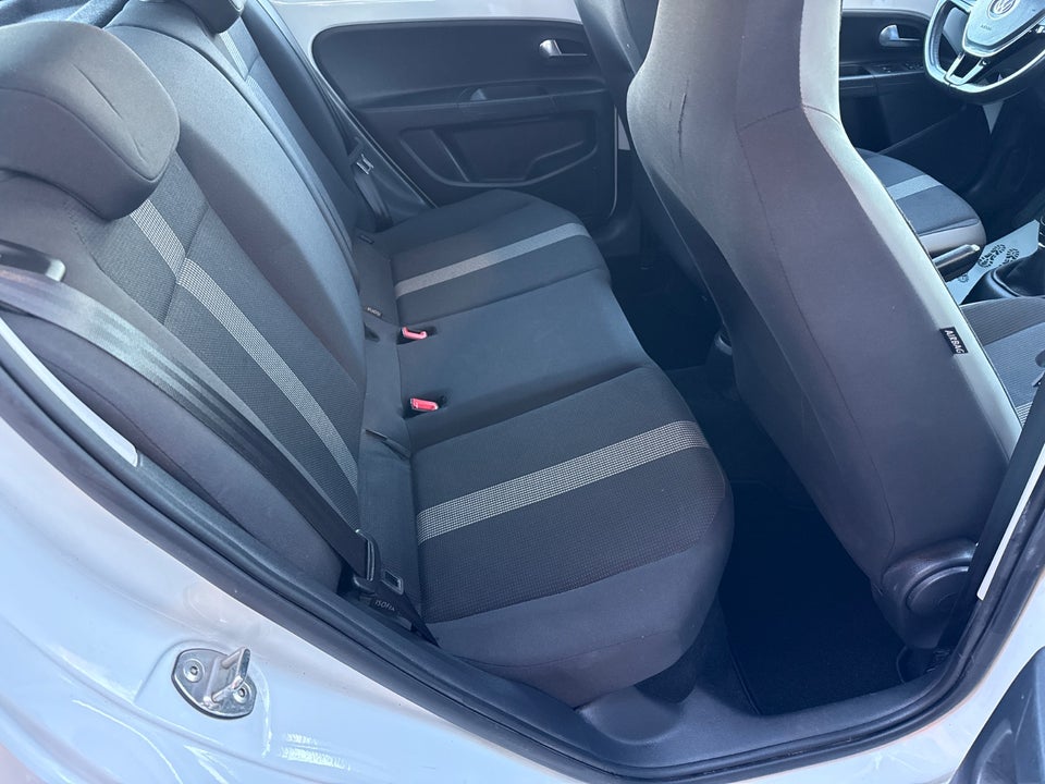 VW Up! 1,0 TSi 90 High Up! BMT 5d