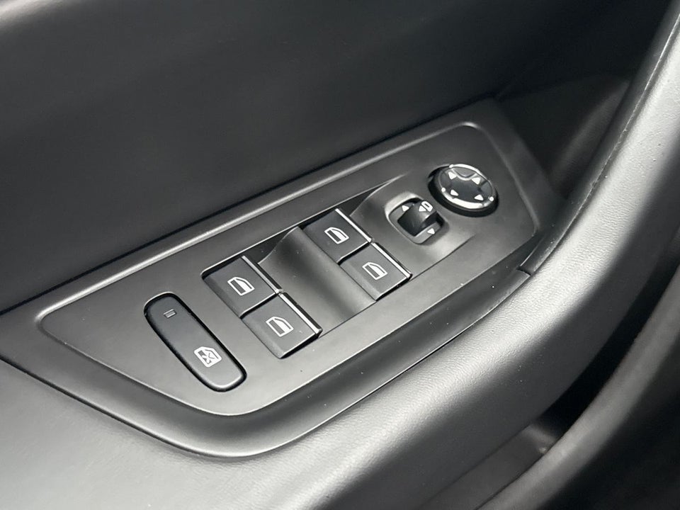 Peugeot 508 1,6 PureTech 180 Allure EAT8 5d