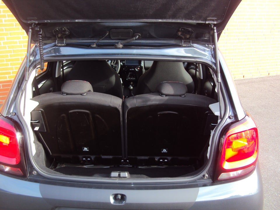 Citroën C1 1,0 VTi Shine 5d