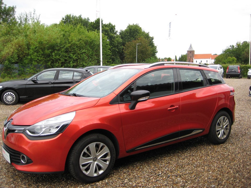 Renault Clio IV 1,5 dCi 75 Expression Sport Tourer 5d