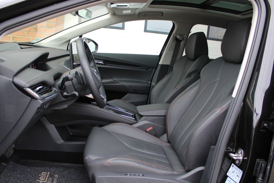 Skoda Enyaq 80 iV Suite 5d