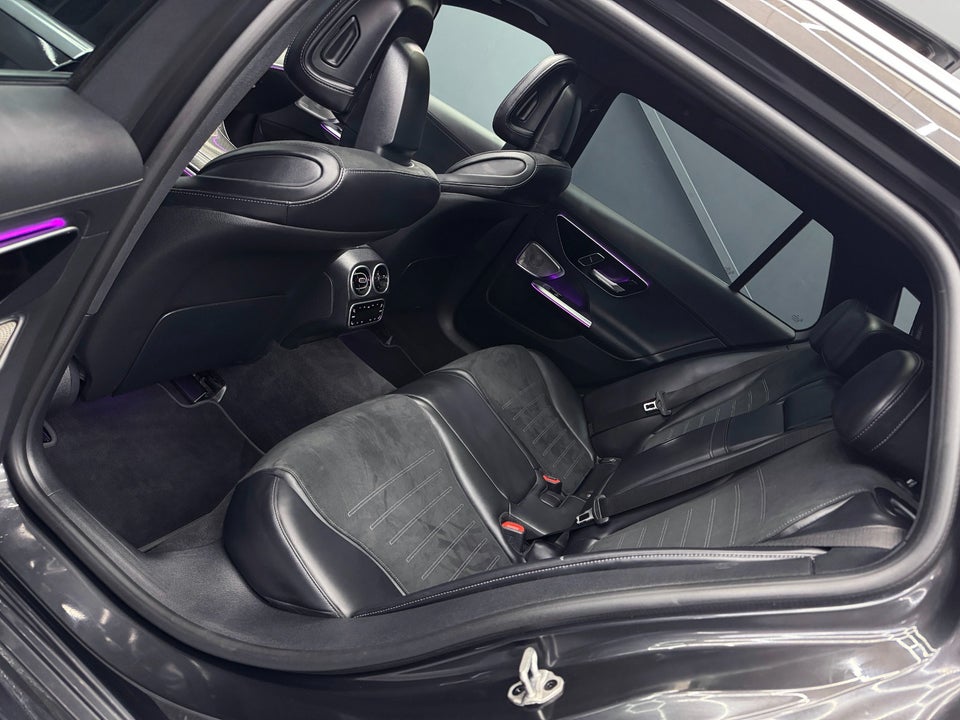 Mercedes C300 d 2,0 AMG Line stc. aut. 5d