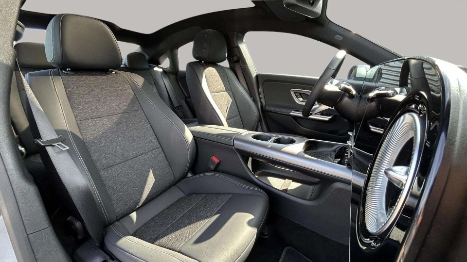 Mercedes CLA250+ electric Progressive Advance Plus 4d