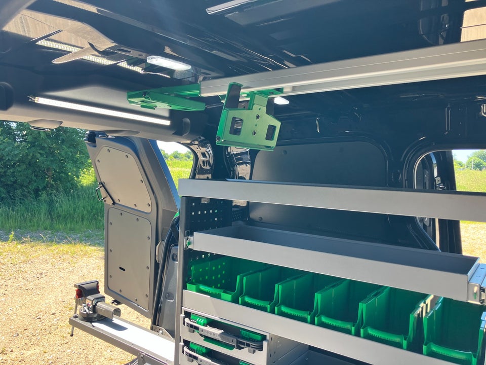 VW ID. Buzz 79 Cargo Pro+