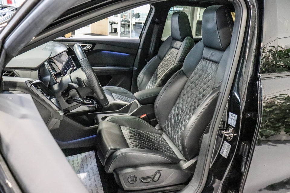 Audi Q4 e-tron 50 S-line quattro 5d