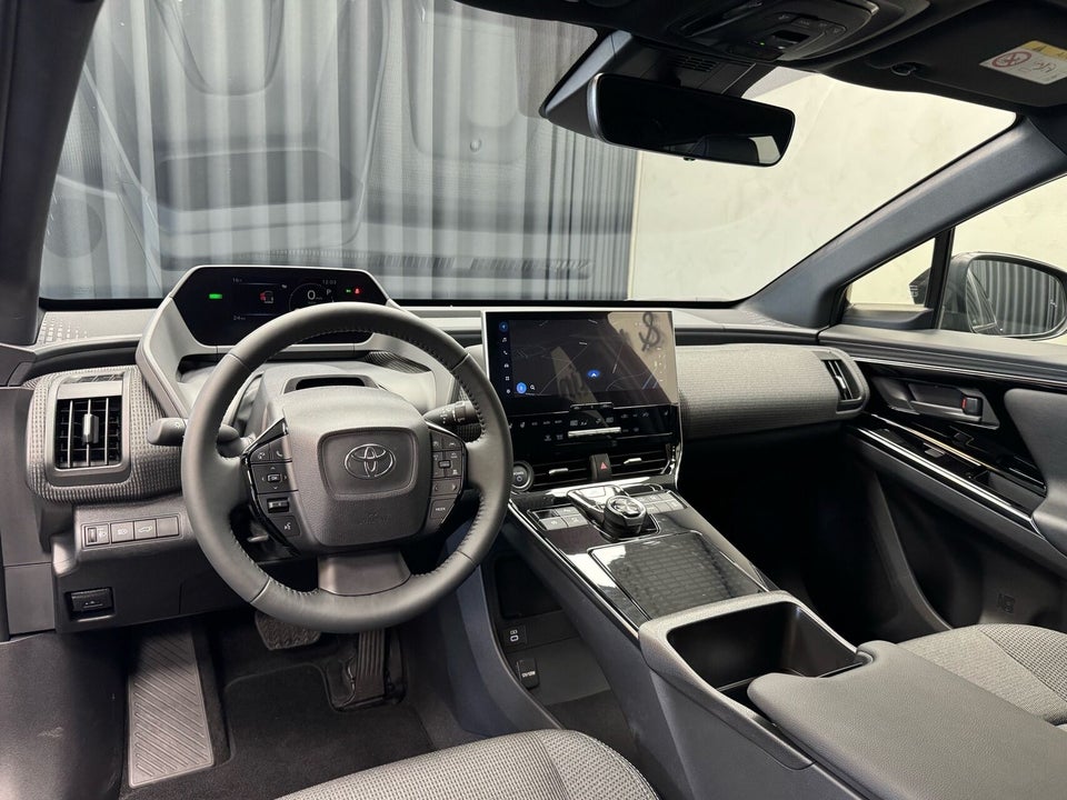 Toyota bZ4X Active 5d