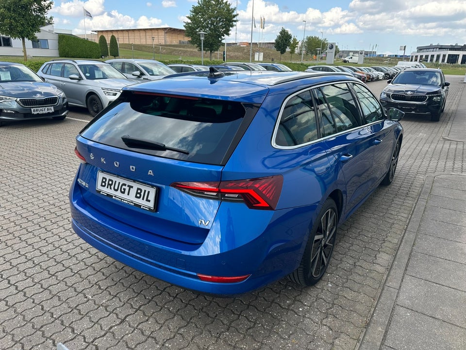 Skoda Octavia 1,4 TSi iV Plus Combi DSG 5d
