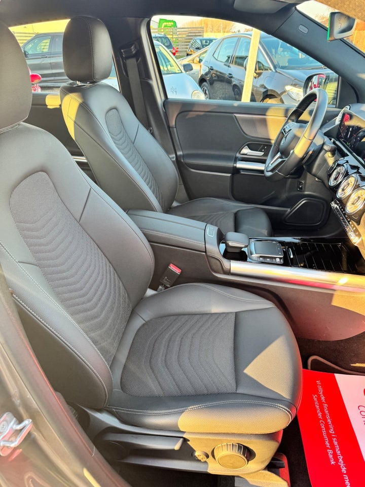 Mercedes EQA250+ Progressive 5d