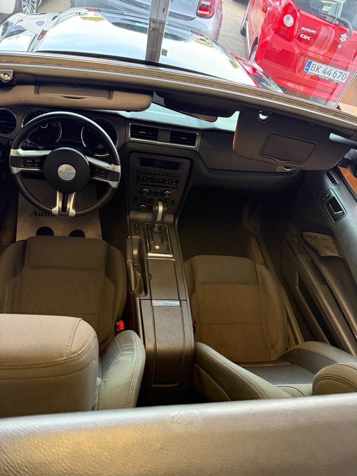 Ford Mustang 3,7 Cabriolet aut. 2d