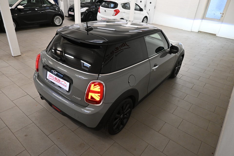 MINI Cooper 1,5 Essential aut. 3d