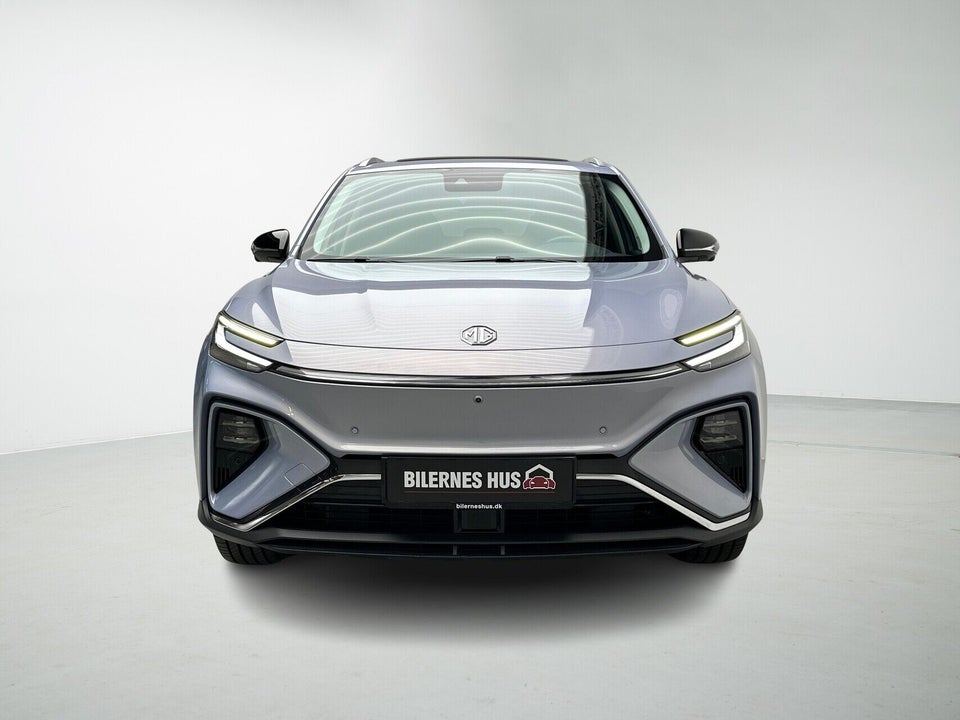 MG Marvel R Luxury 5d