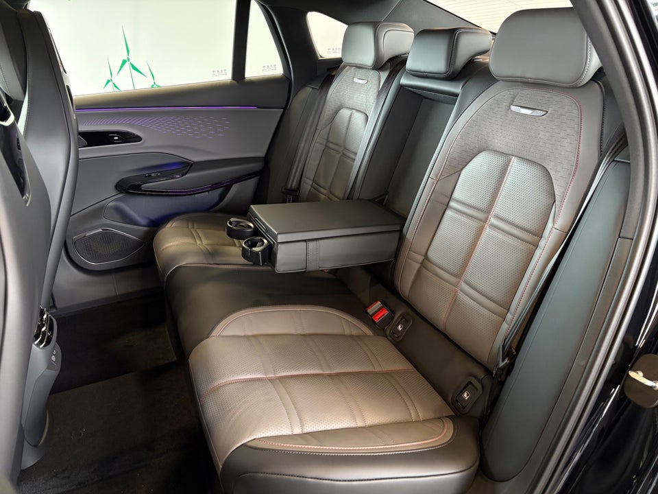 Hongqi EH7 111 Exclusive 4d