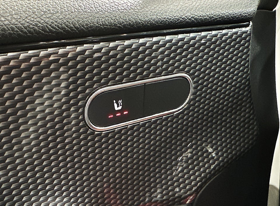 Mercedes A200 1,3 Progressive aut. 5d